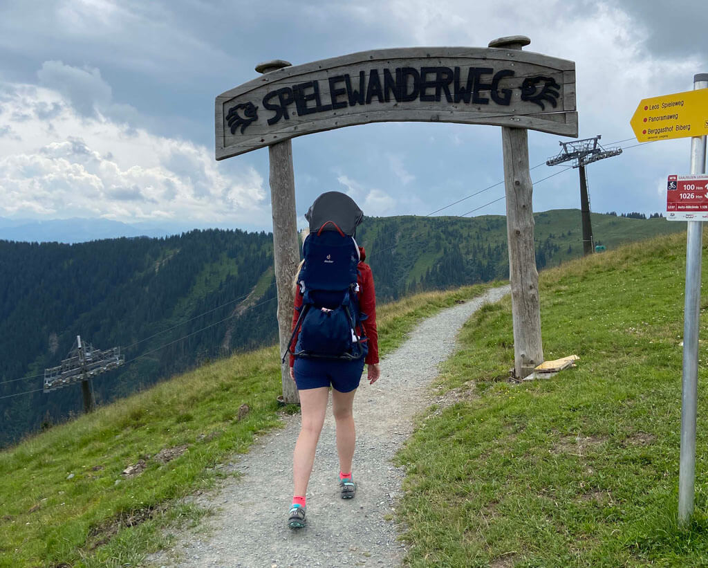 De Spielewandelweg is een echte familiewandeling en begint bij het bergstation van de Asitz berg.