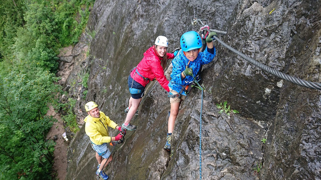 Voor kinderen vanaf 5 jaar is Klettersteigen te doen, hoewel je geen last moet hebben van hoogtevrees.