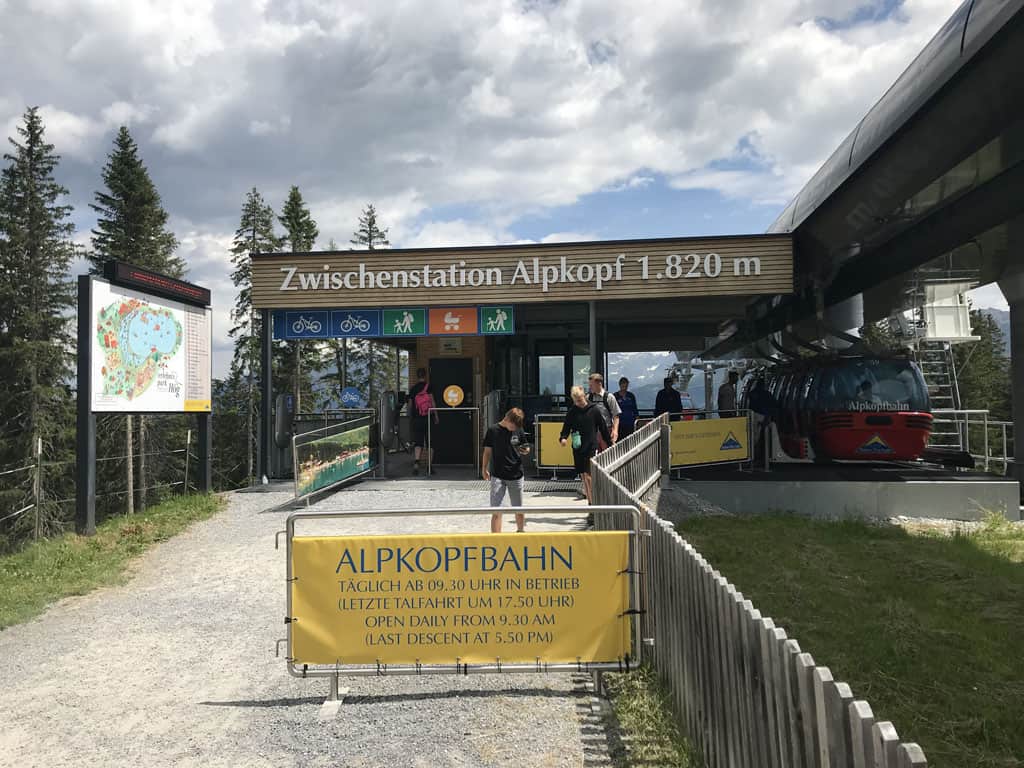 Om Hög Adventure Park te bereiken stap je uit bij het middenstation van de Alpkopfbahn.