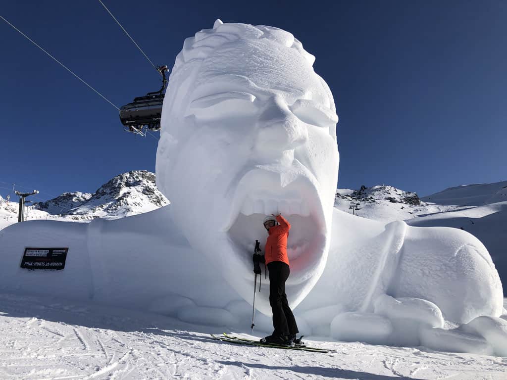 In Ischgl zijn in januari de prachtige ijssculpturen, ieder jaar met een ander thema.