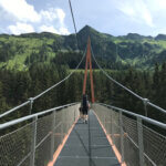 Bij de ‘end of the valley’ is ook de Golden Gate Bridge van de Alpen met de hoogste tree top wandeling van Europa.