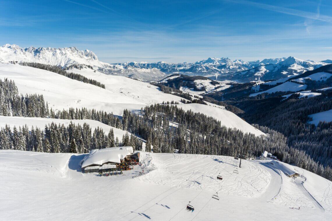 authentieke lunchplekken, zoals deze bij de Kummerer Alm. © SkiWelt Wilder Kaiser - Brixental I Tim Marcou