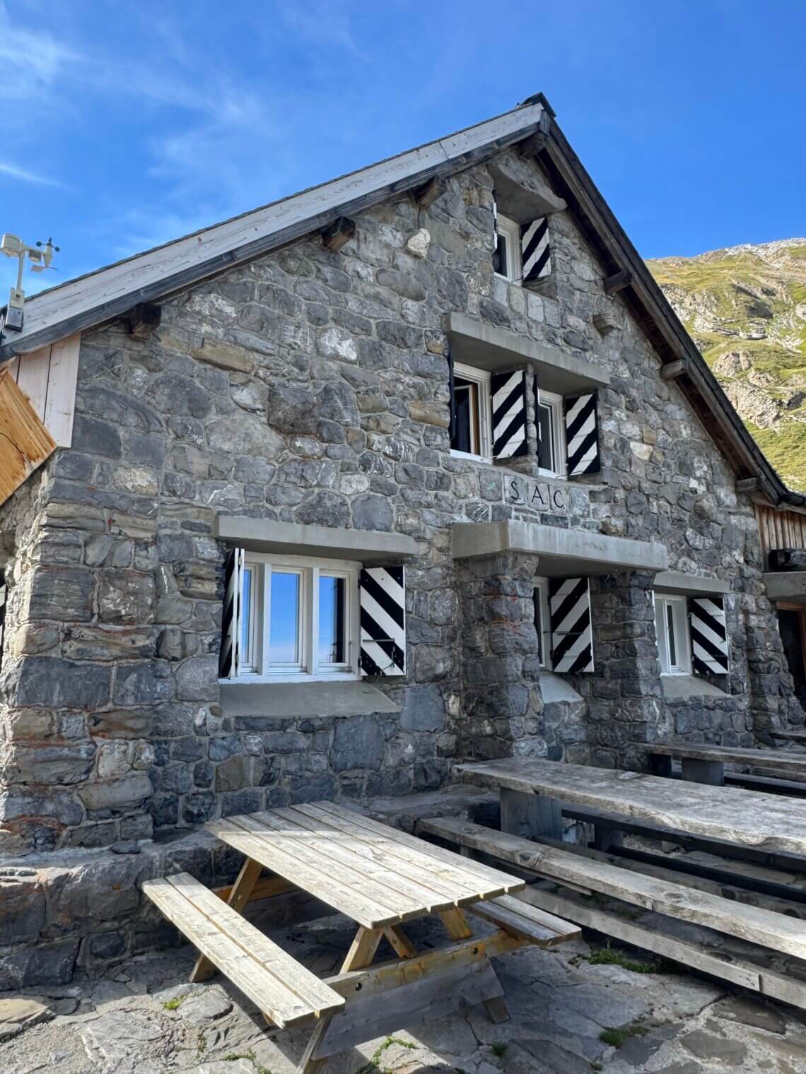 Wildhornhütte