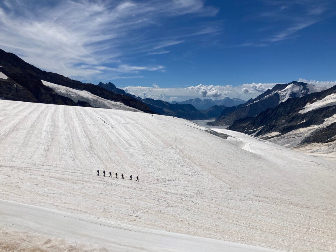 Vanaf de snowfun starten ook begeleide gletsjertochten.