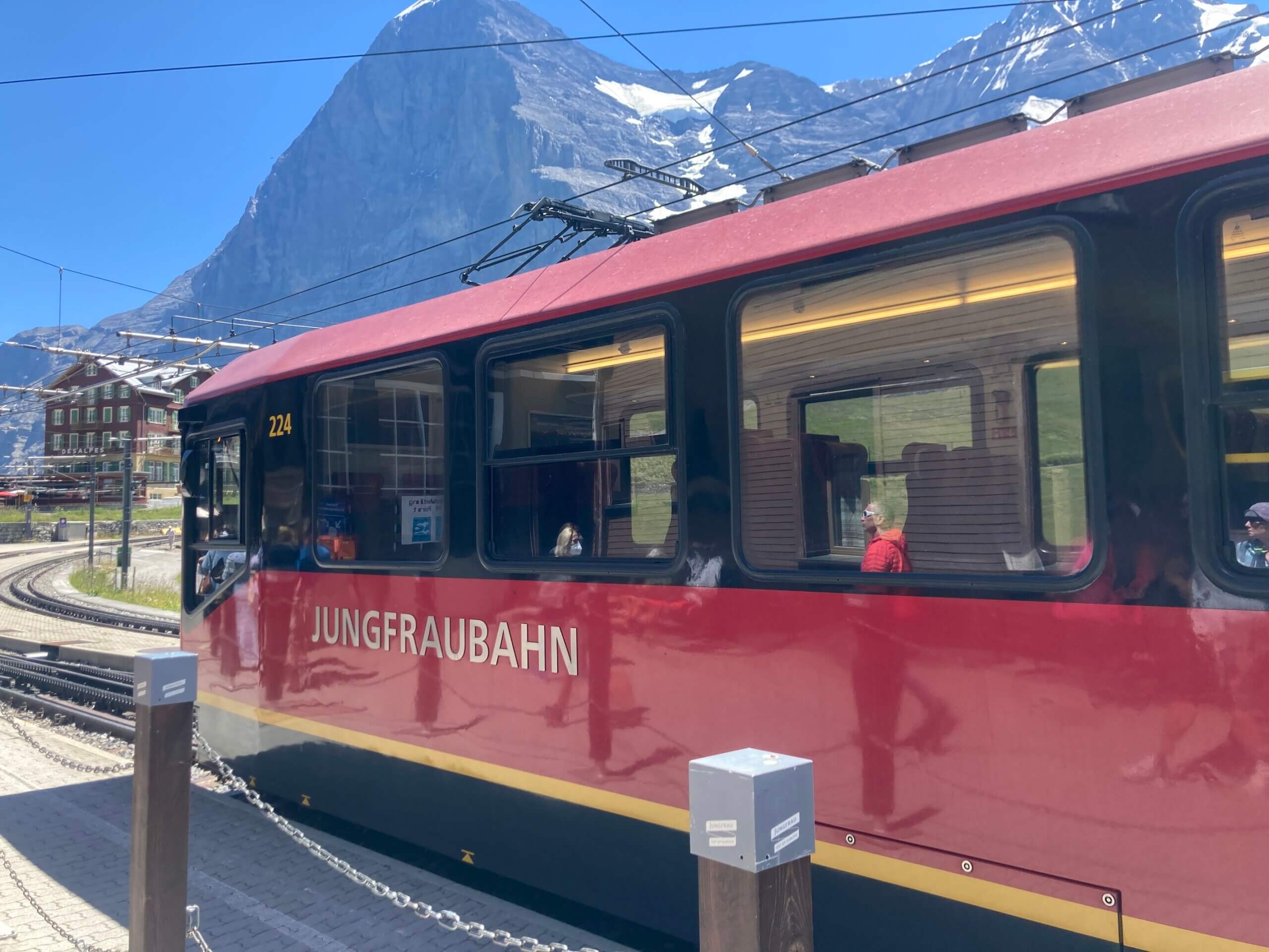 Een prachtige treinrit is naar de Jungfraujoch.