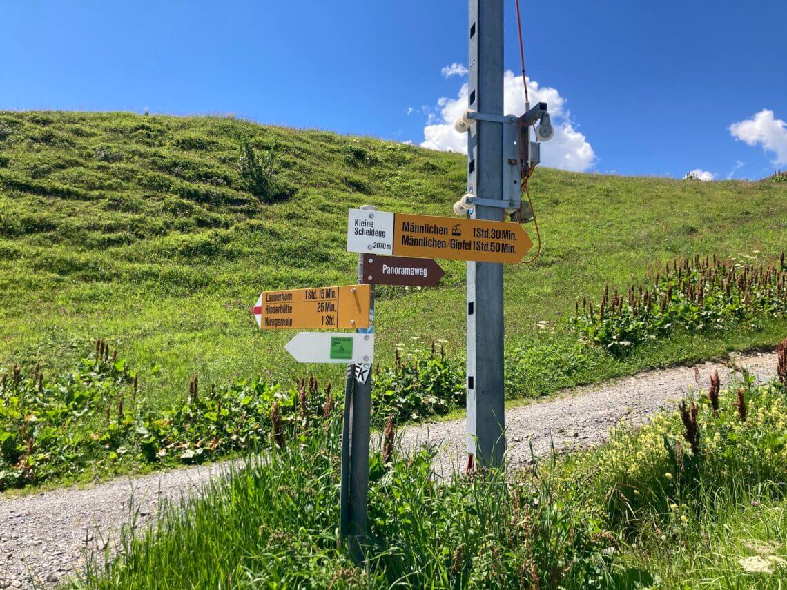 Vanaf de Kleine Scheidegg gaat een panoramapad naar Männlichen.