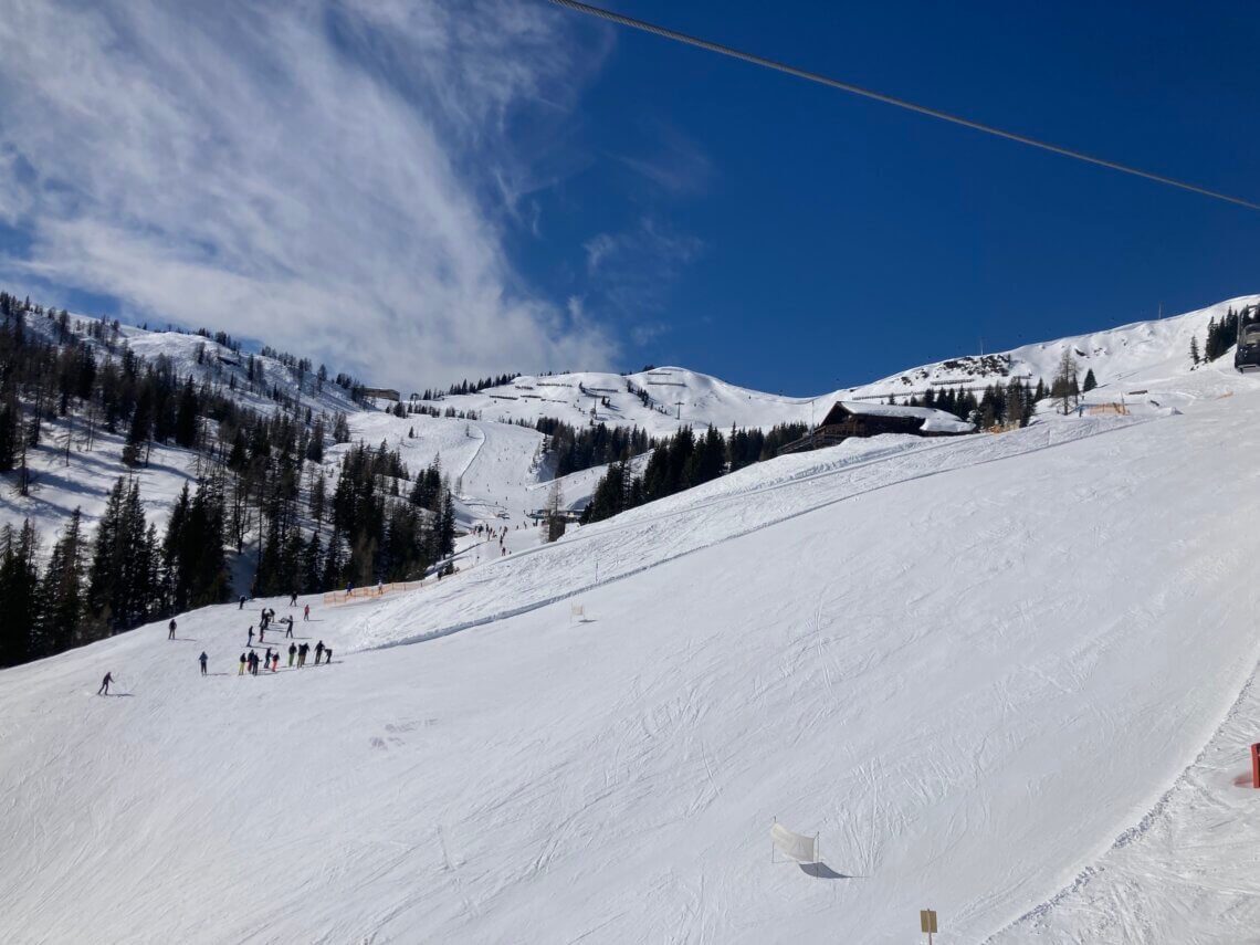 Skigebied Flachau heeft mooie brede pistes en voor ieder wat wils. 