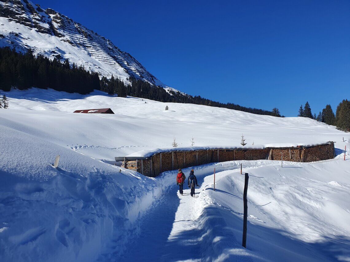 In Mürren is het in de winter prachtig om te wandelen.