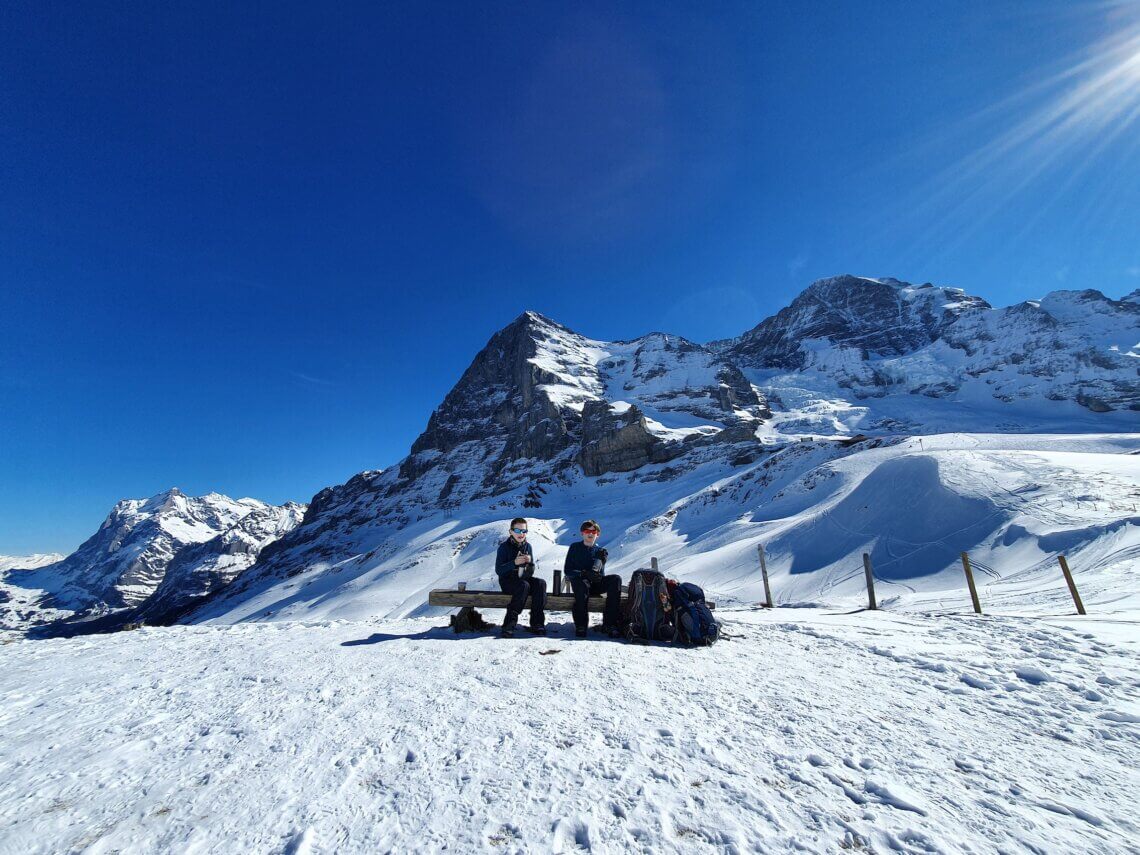 Eén van onze mooiste lunchplekken! Wat is een winter in de Jungfrauregio mooi!  