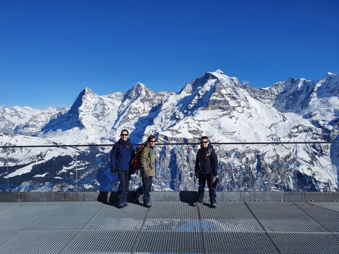 Prachtig uitzicht op de Schilthorn in de Jungfrauregio in de winter.