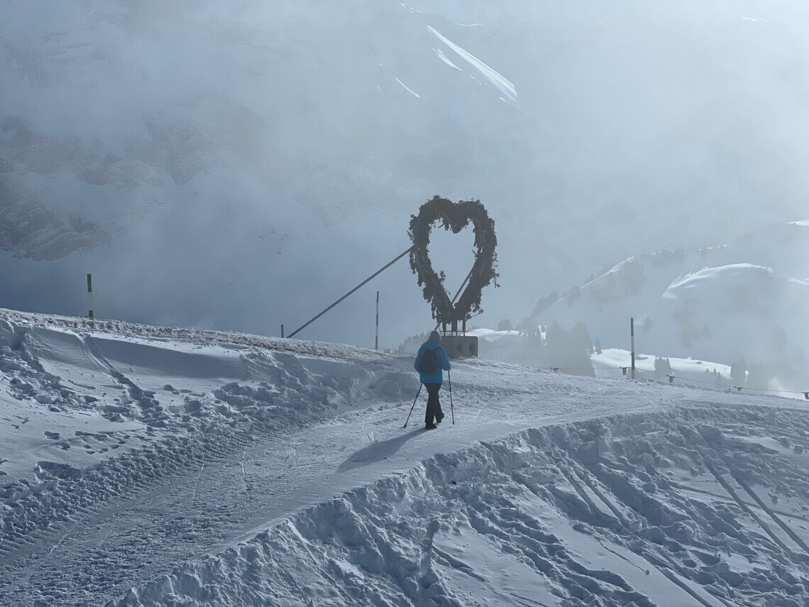 In skigebied Adelboden-Lenk kan je ook winterwandelen.
