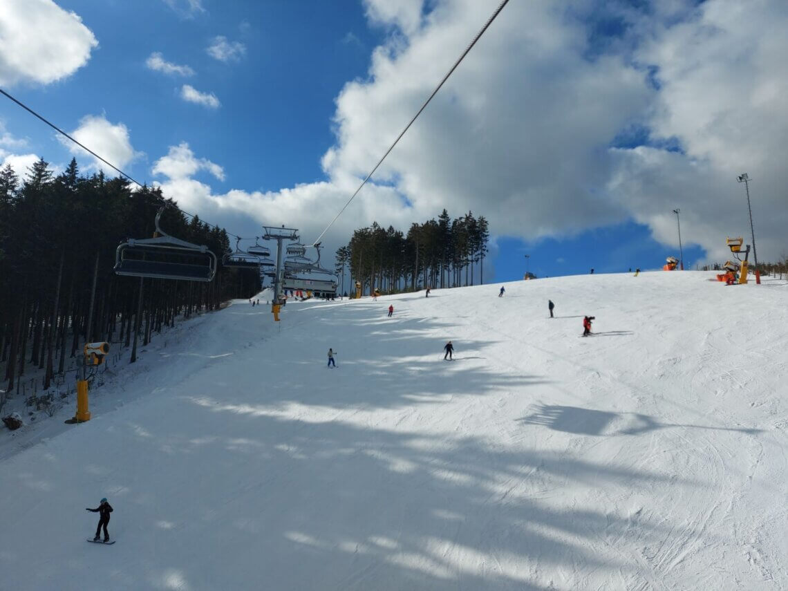 Skigebied Winterberg heeft mooie brede pistes.