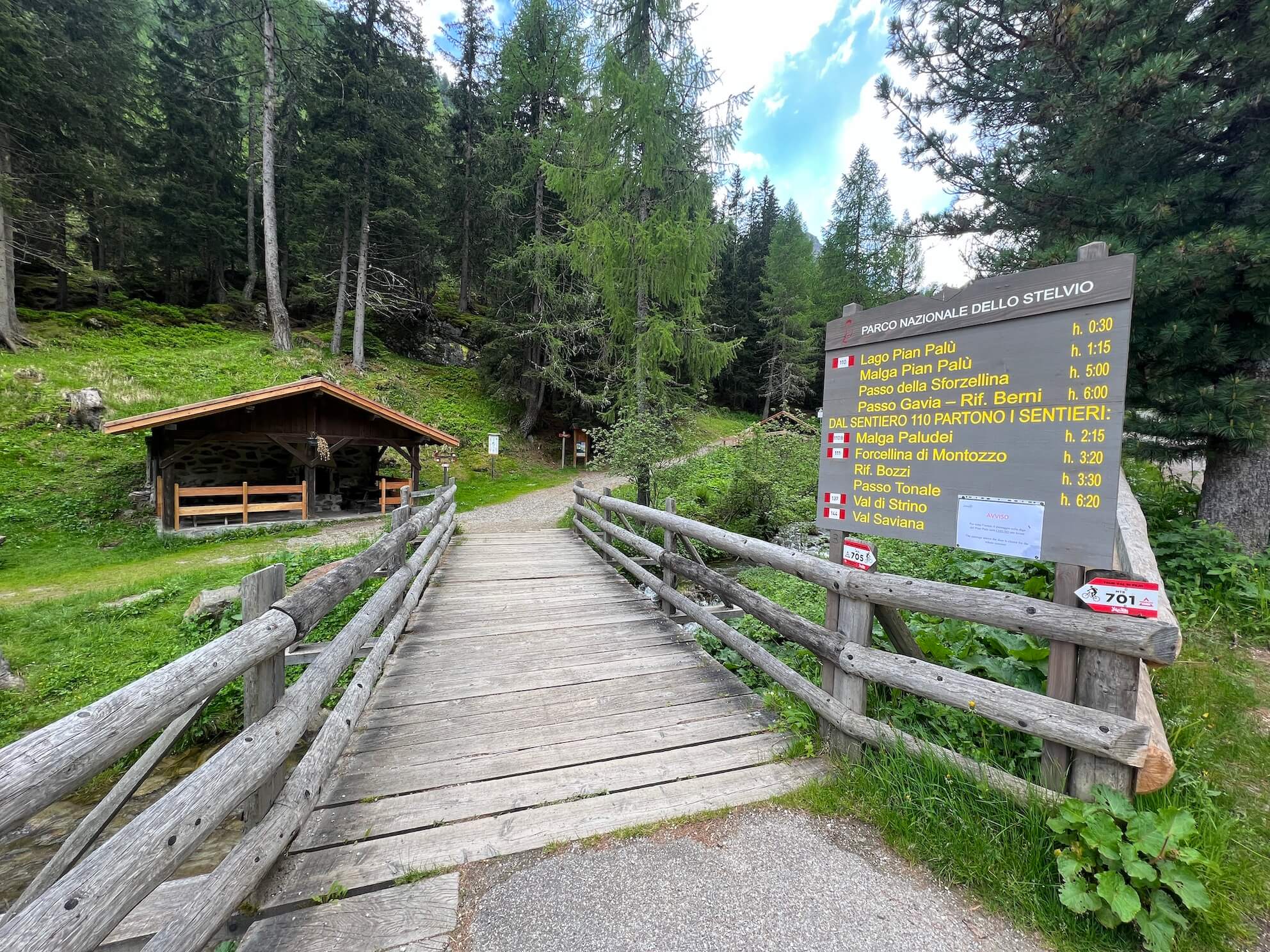 Lago di Pian Palù een kindvriendelijke wandeling naar het stuwmeer in
