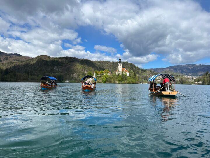 Het meer van Bled in Slovenië is zeker een bezoek waard.