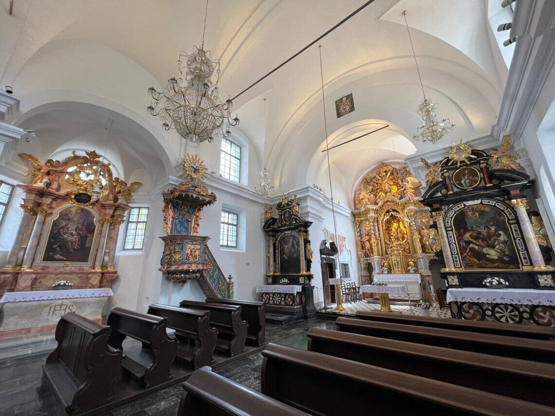Het kapelletje op het eiland van Bled is wel een bezoek waar, maar hiervoor moet je wel betalen.