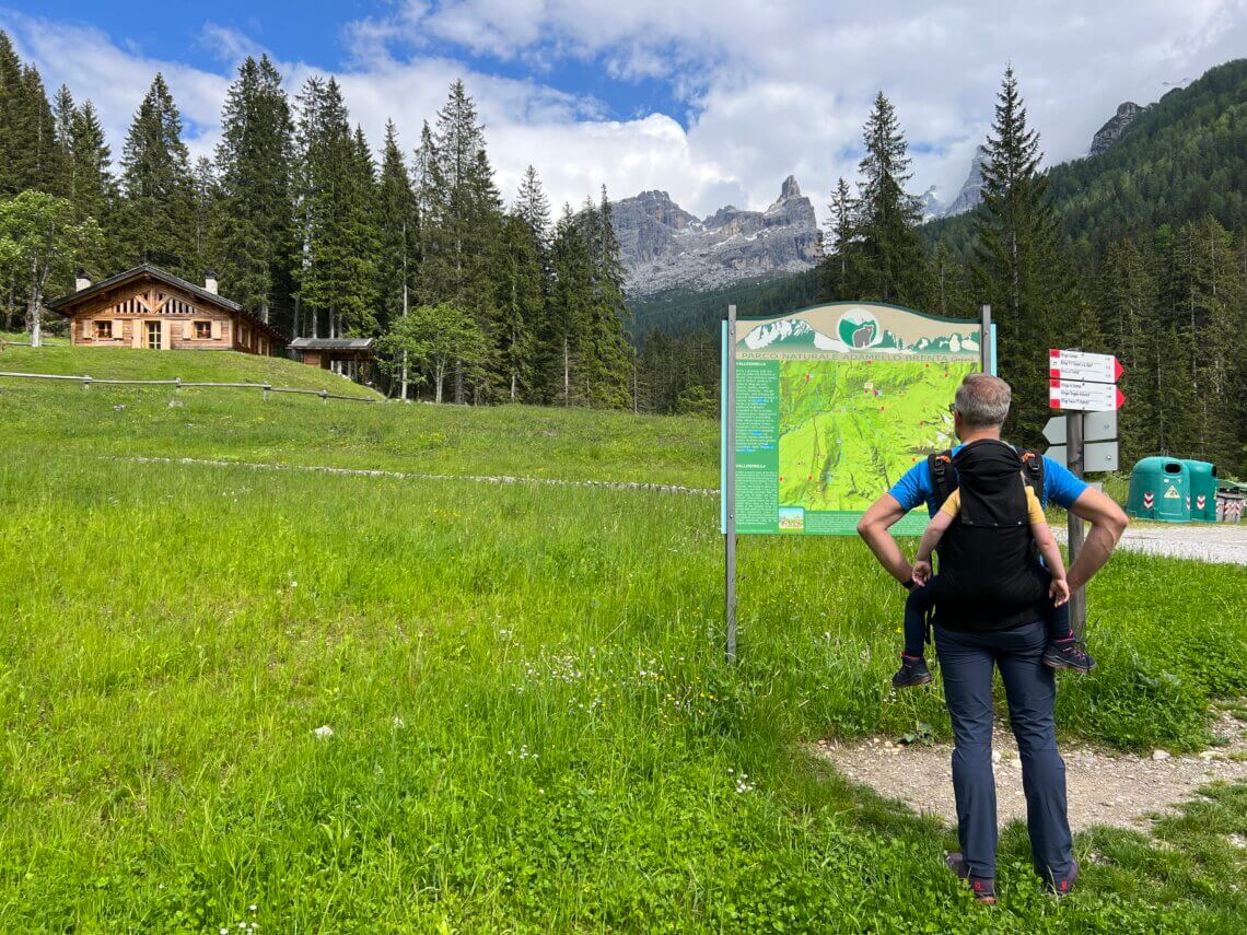 Vallesinella ligt op een paar kilometer van Madonna Di Campiglio en is startpunt van vele wandelingen. 