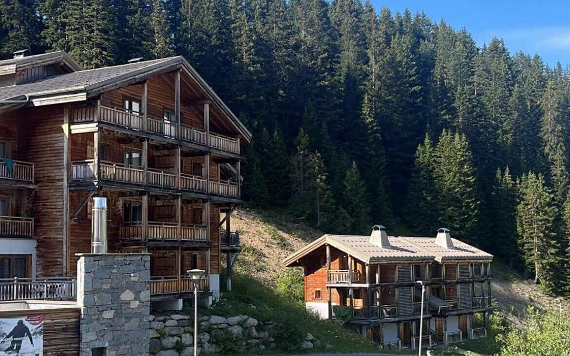 Op 1850 meter hoogte in het Franse Alpengebied vind je Dormio Resort Les Portes Du Grand Massif in Flaine.