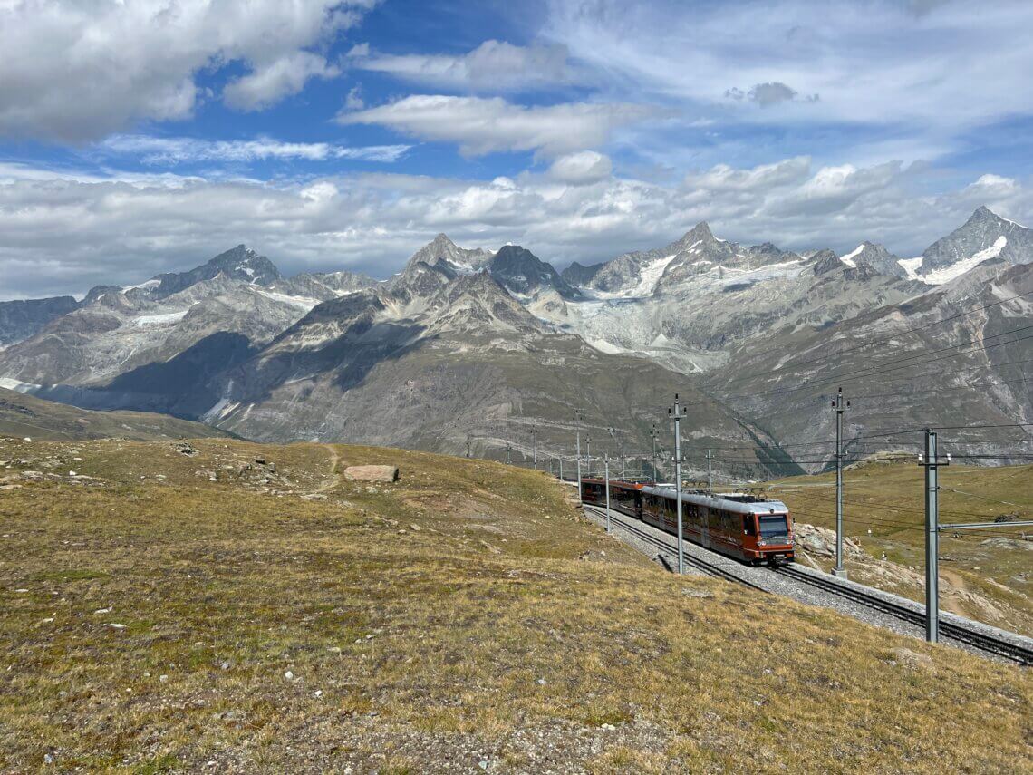 Een van de mooiste treinritten is de Gornergrat Bahn in Zwitserland.