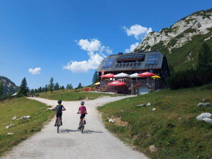 Met bagage voor 3 dagen komen we aan bij de Grazerhütte