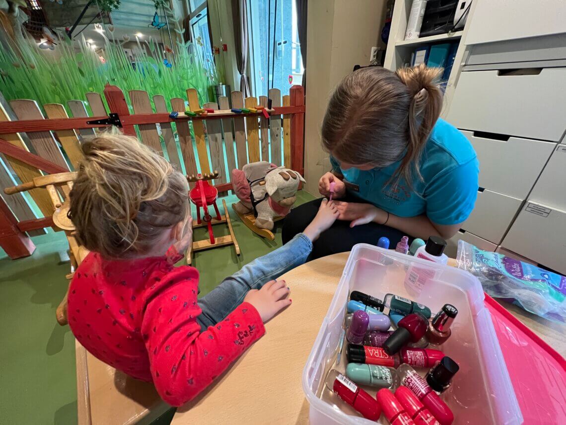 Bij de kinderclub zijn dagelijks leuke activiteiten.