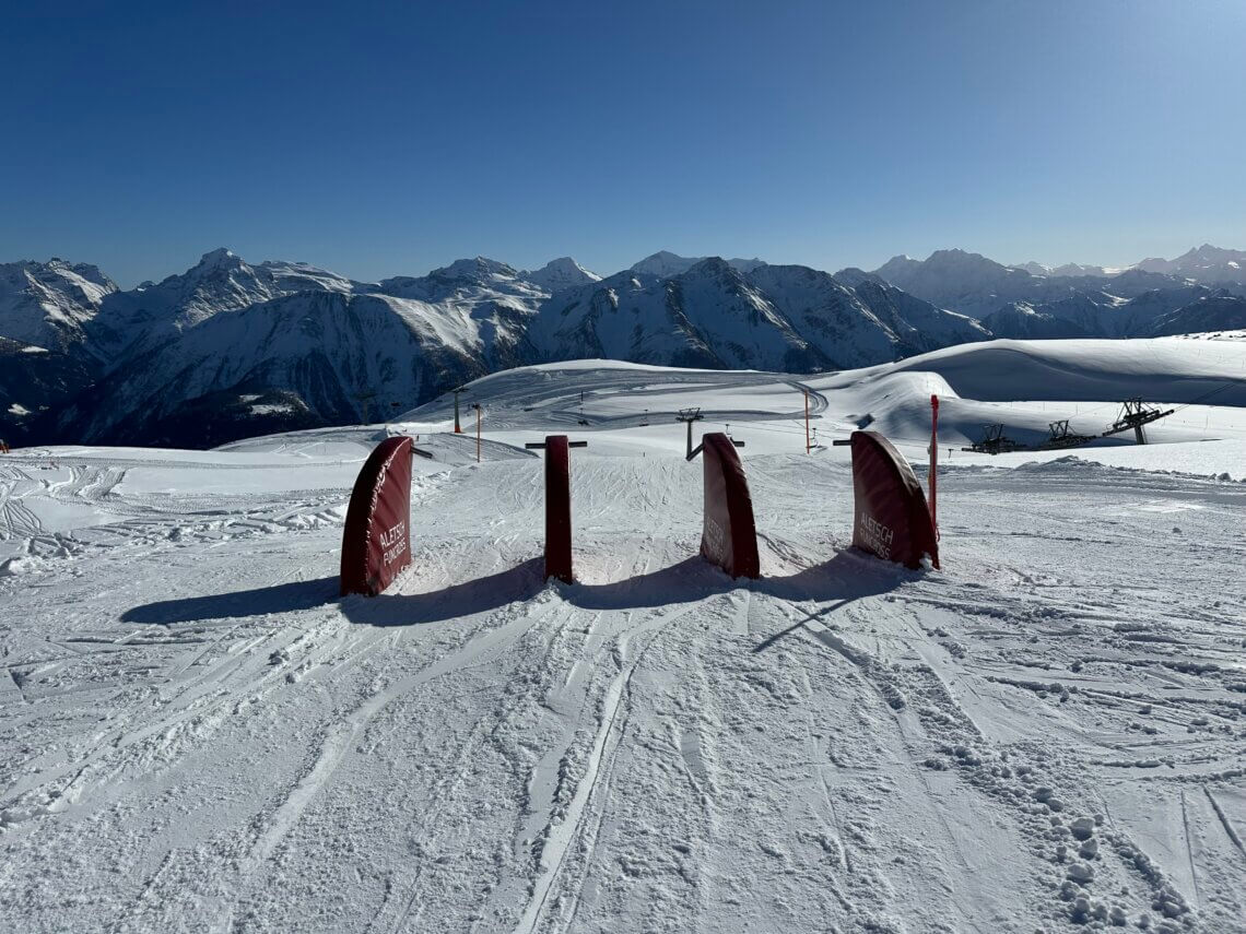 De start van 1 van de race pistes!