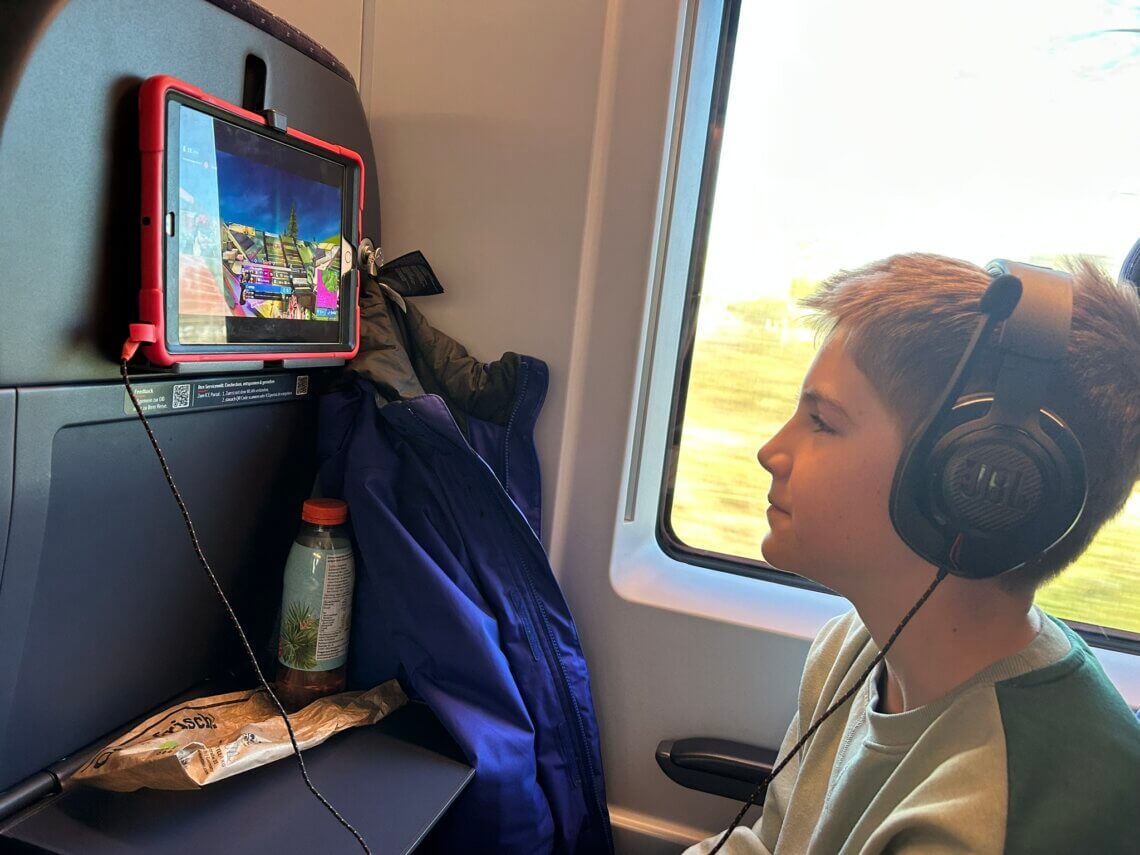 Met de trein op wintersport, wij vinden het ideaal! 