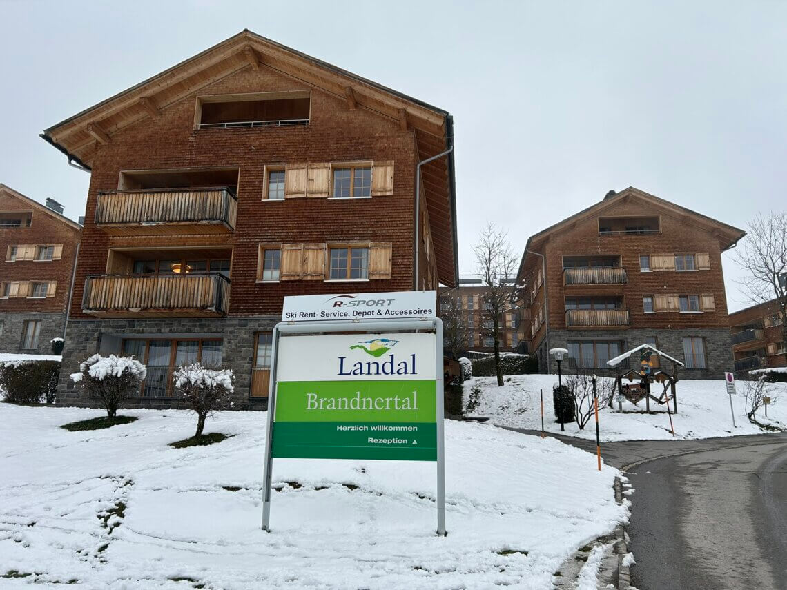 Landal Brandnertal ligt meteen aan de skipiste, ideaal! 