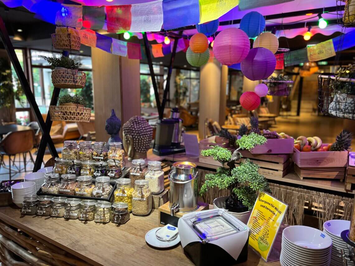In de markthal zijn verschillende 'foodcorners'.