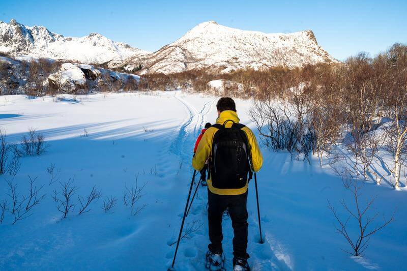 Lofoten sneeuwschoenwandeling