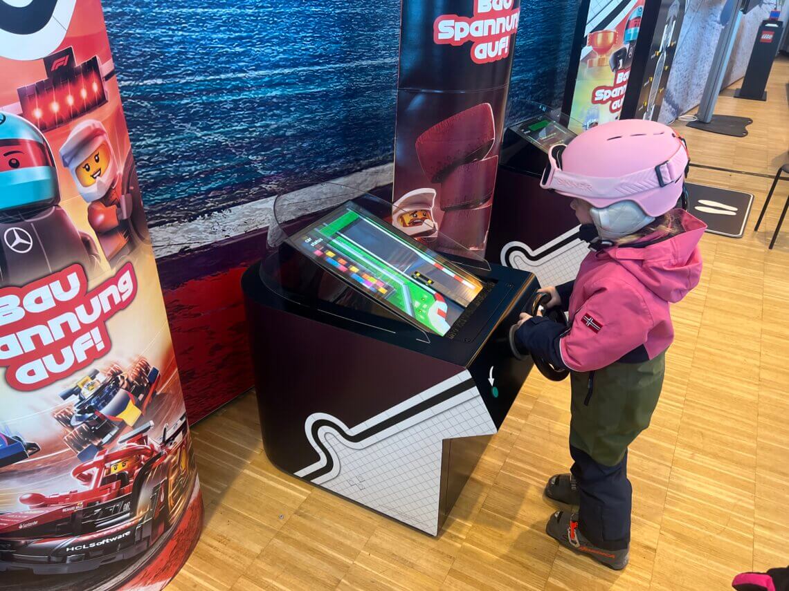 Niet alleen kijken maar ook veel te spelen!