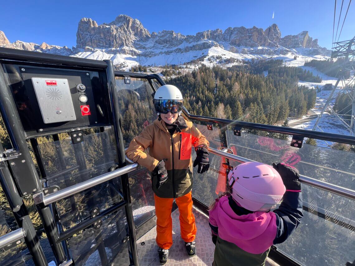 Hoe gaaf, deze cabrio gondel in Carezza.