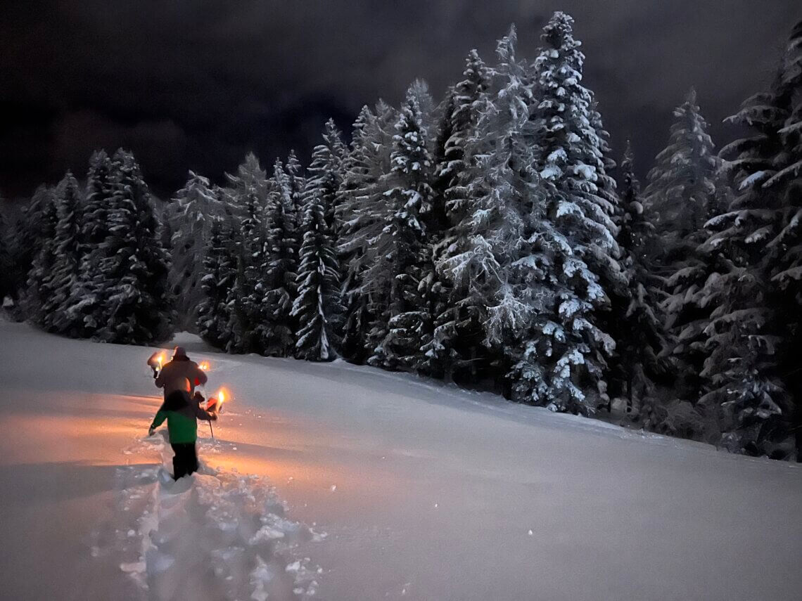 Magisch, een fakkeltocht in het Alpbachtal met kinderen! 
