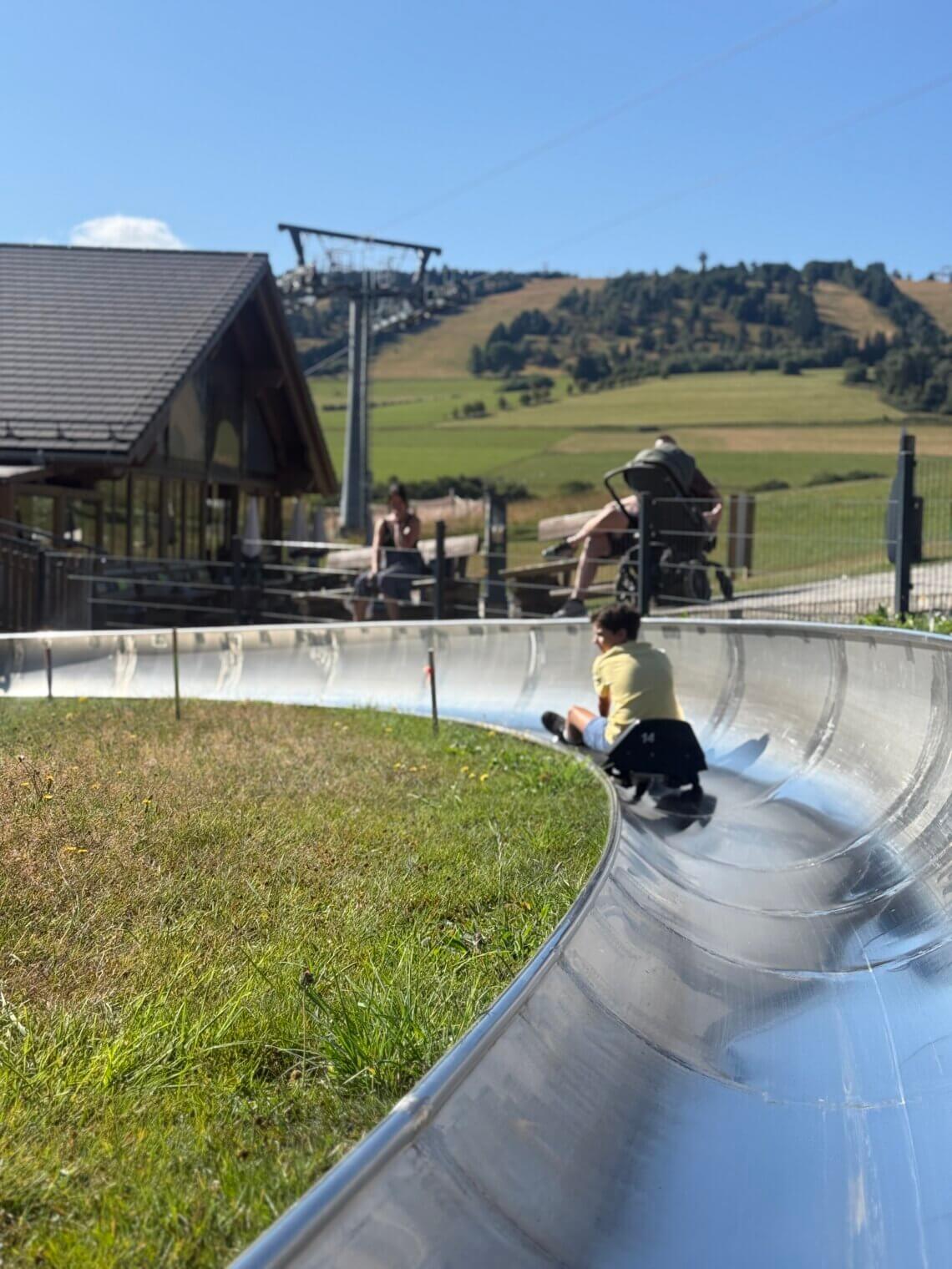 In de zomer rodelen in Willingen.
