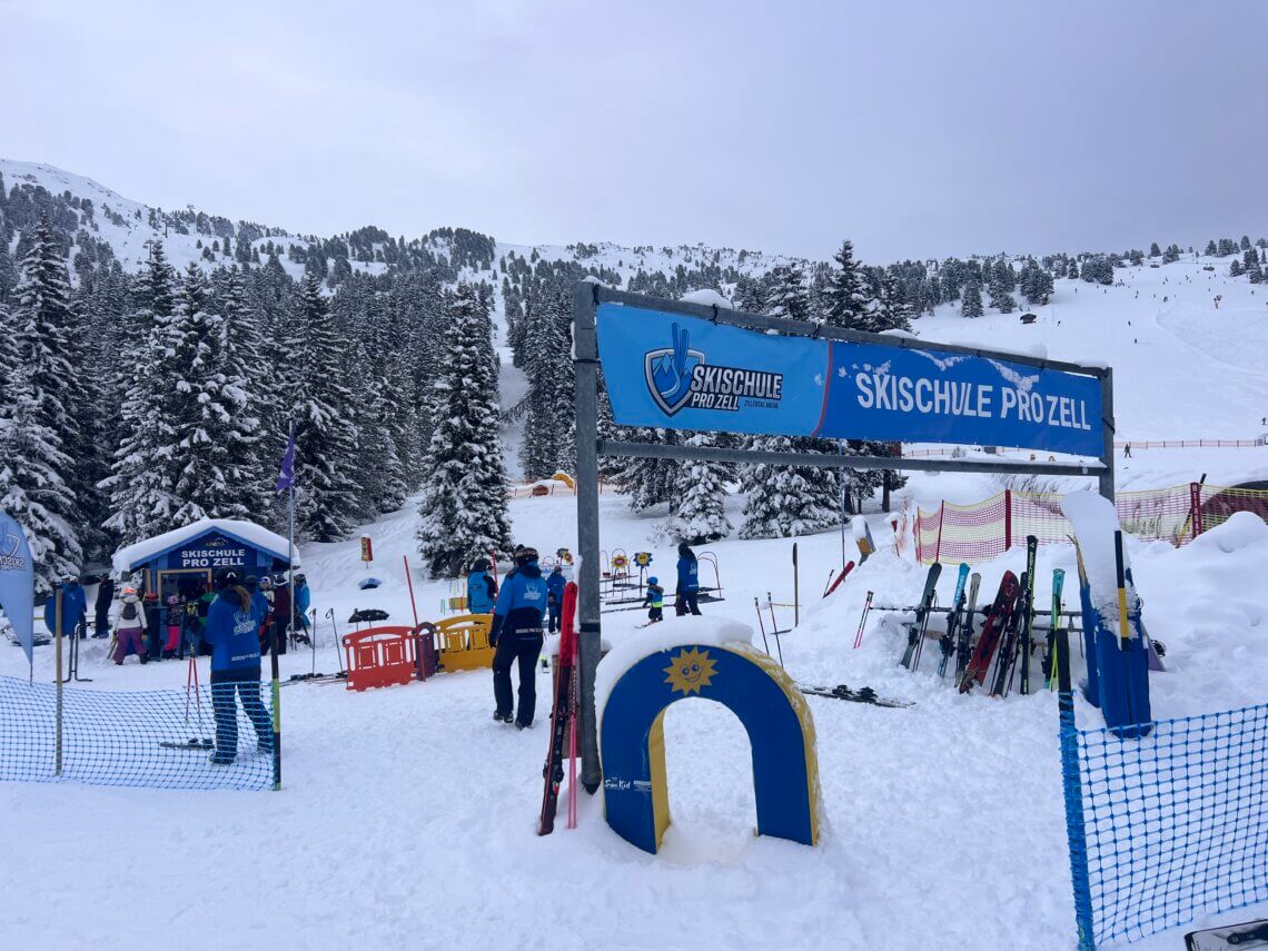 Direct gezelligheid bij het bergstation van Zell am Ziller. 