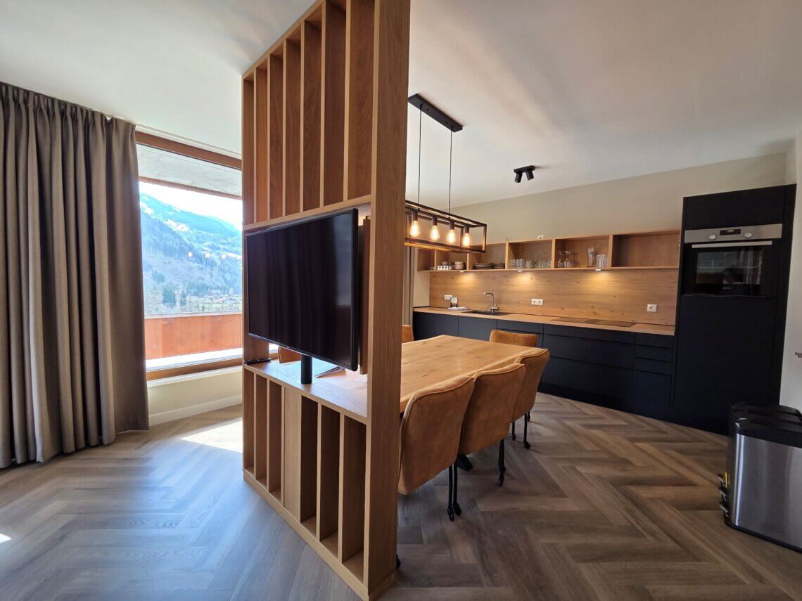 De keuken is van alle gemakken voorzien