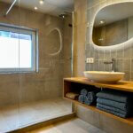 Berghaus Wanderlust appartement badkamer.