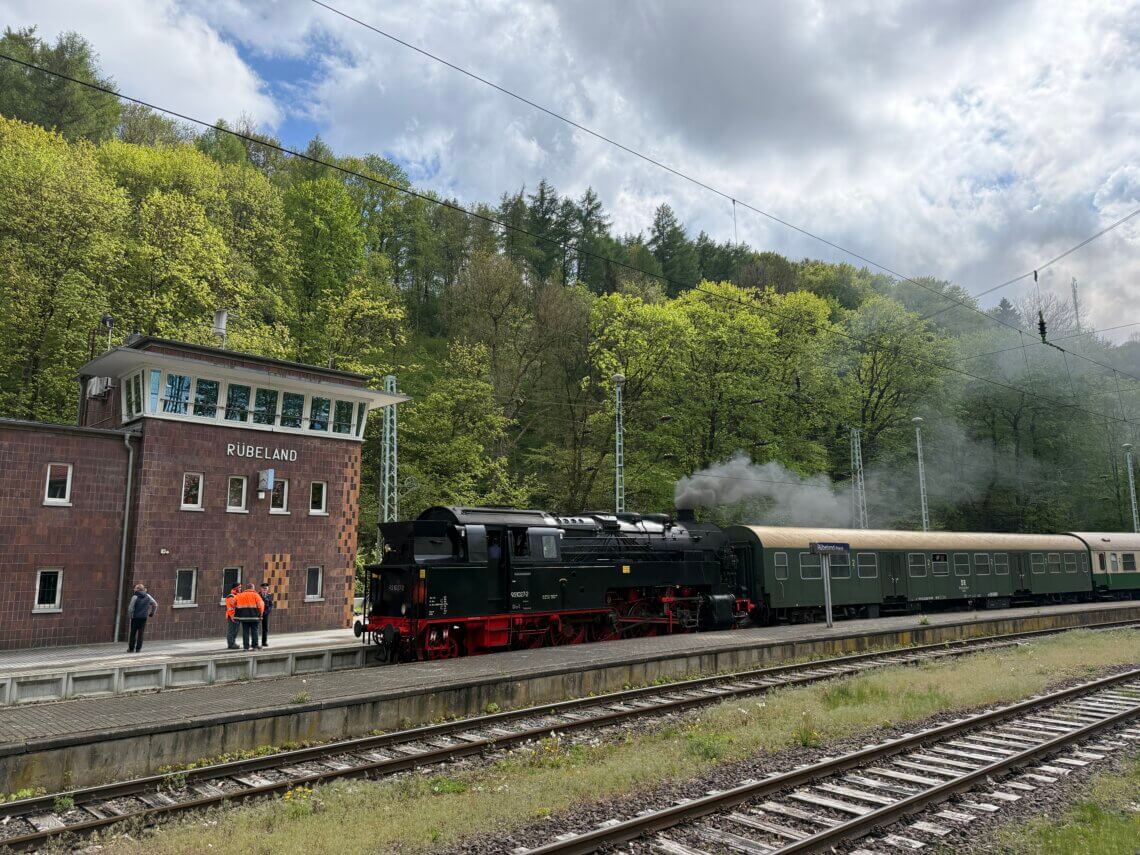 De historische Rübelandbahn in OBEN im HARZ.