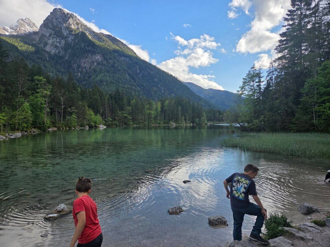 wandelen met kinderen in het Zauberwald en Hintersee
