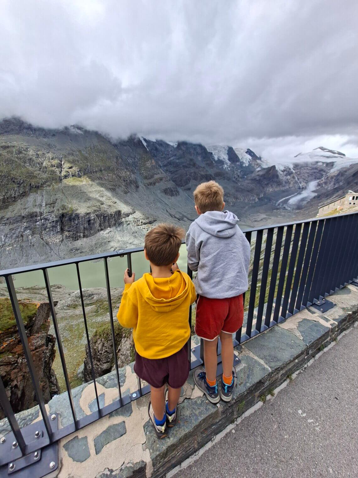 Een toffe zomeractiviteit in Karinthië is het bezoeken van de Großglockner Hochalpenstraße
