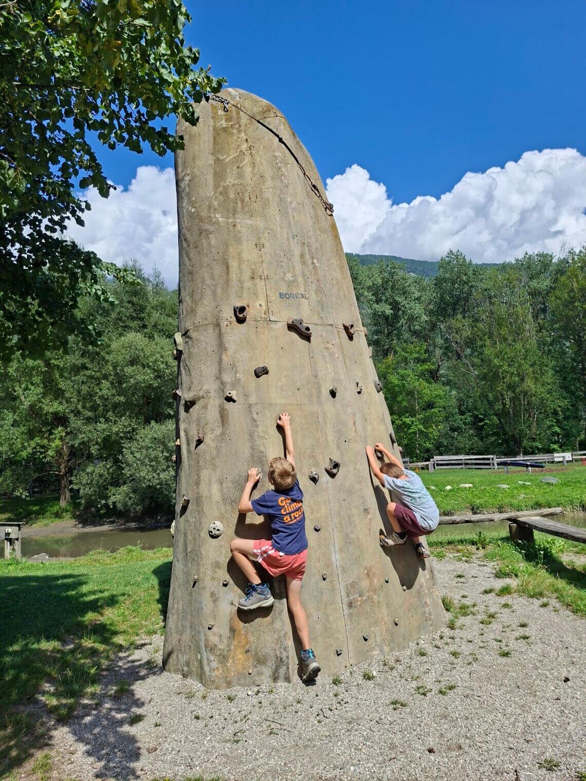 Klimmen in het motorikpark