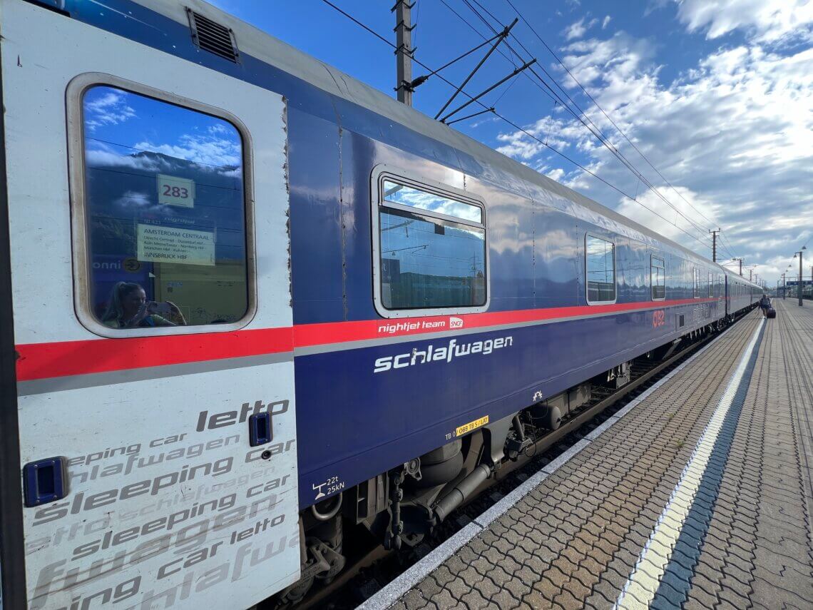 We vinden reizen met de Nightjet iedereen, zeker als ouder alleen.